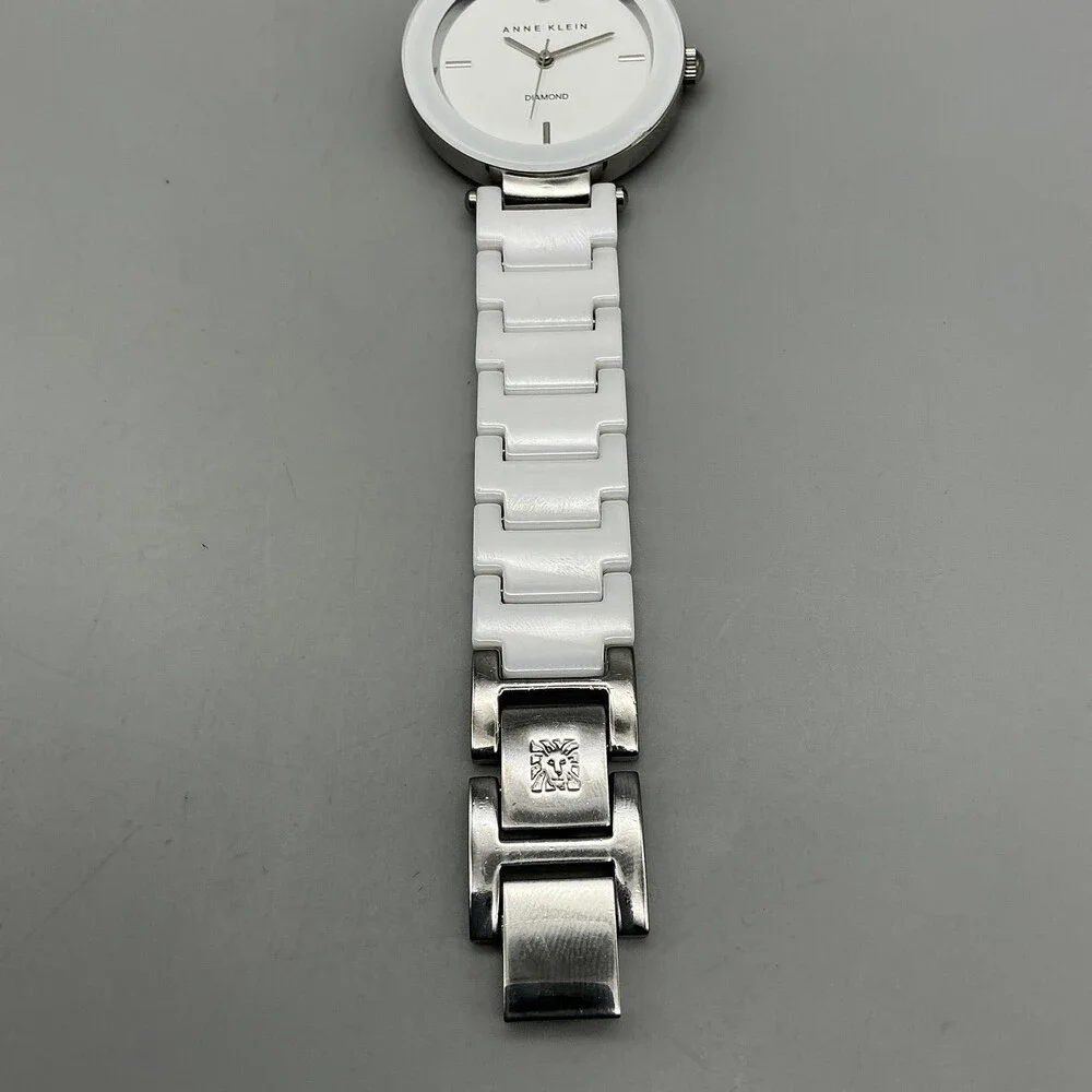 Anne Klein AK/1019 Womens Watch 33mm White Ceramic Bracelet New Battery 7.25